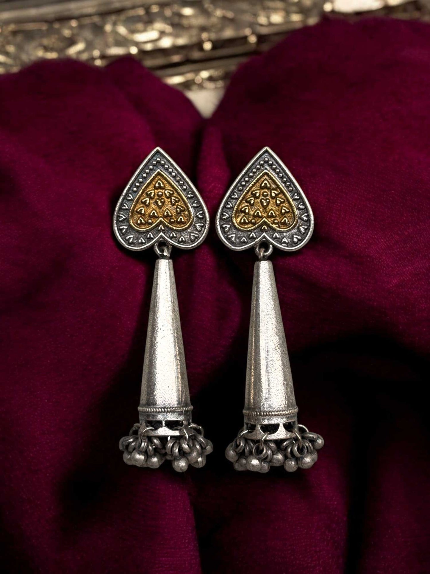 Betel Dual Tone Ghungroo Oxidized Jhumka