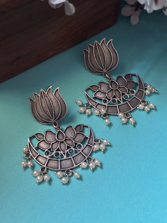 Bisini Lotus Oxidized Silver Dangle Earrings