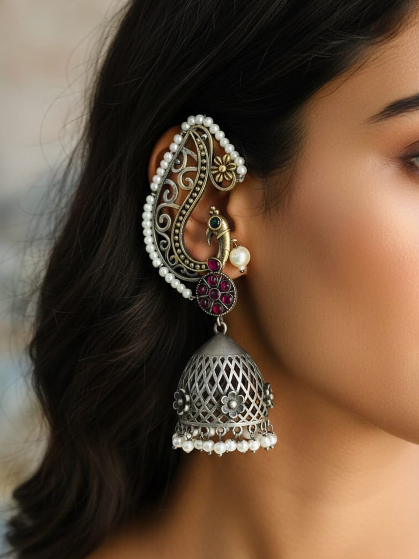 Chakori Red Green Monalisa Stone Pearl Dual Tone Jhumka Earcuff