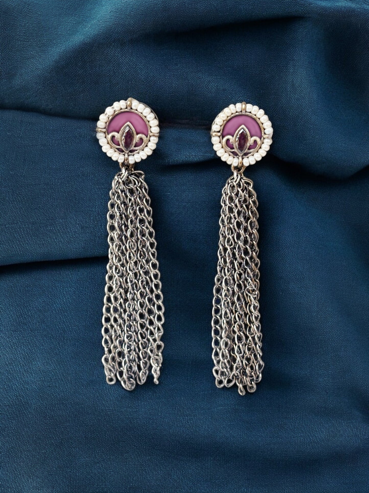 Idhika Monalisa Stone Pearl Chain Dangle Earrings