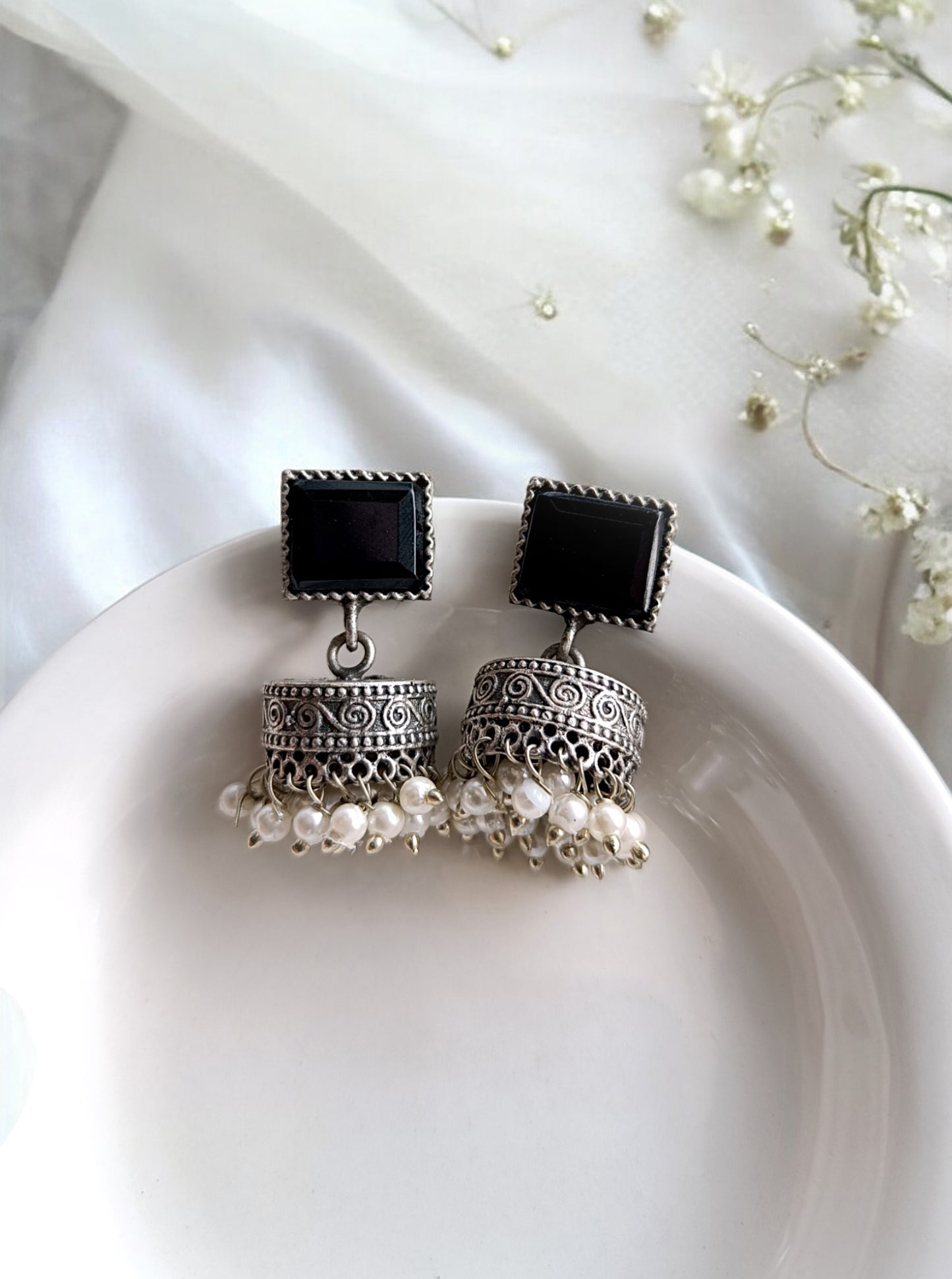 Daily-Wear Aaliyah Jhumka Earrings