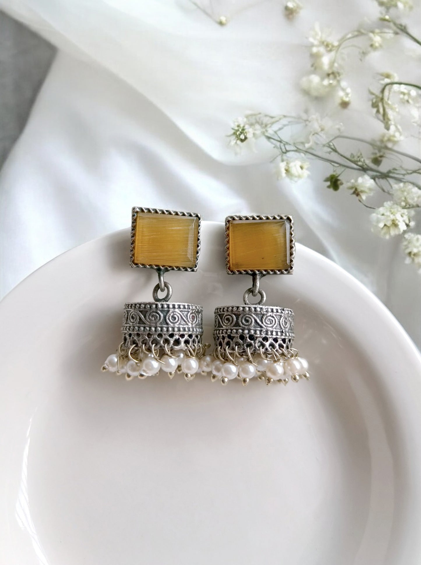 Daily-Wear Aaliyah Jhumka Earrings
