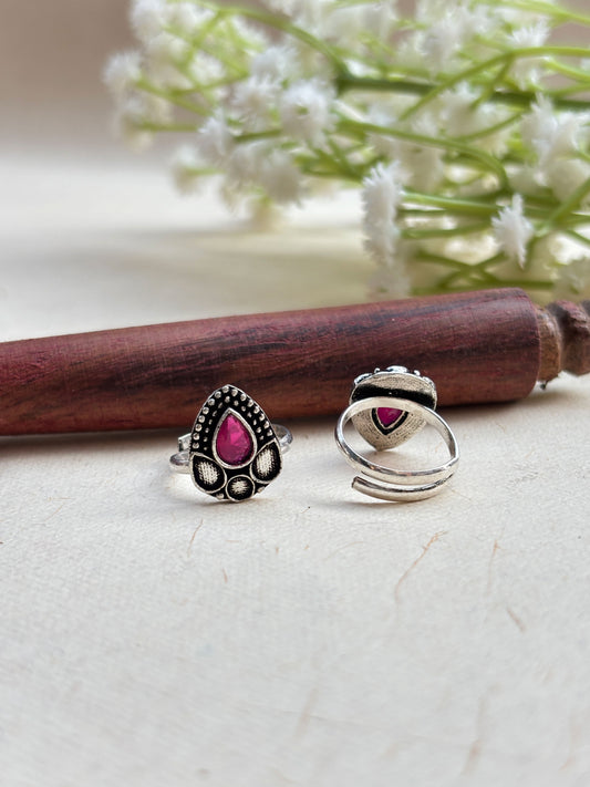 Kali Red Stone Adjustable Oxidized Toe Ring Pair