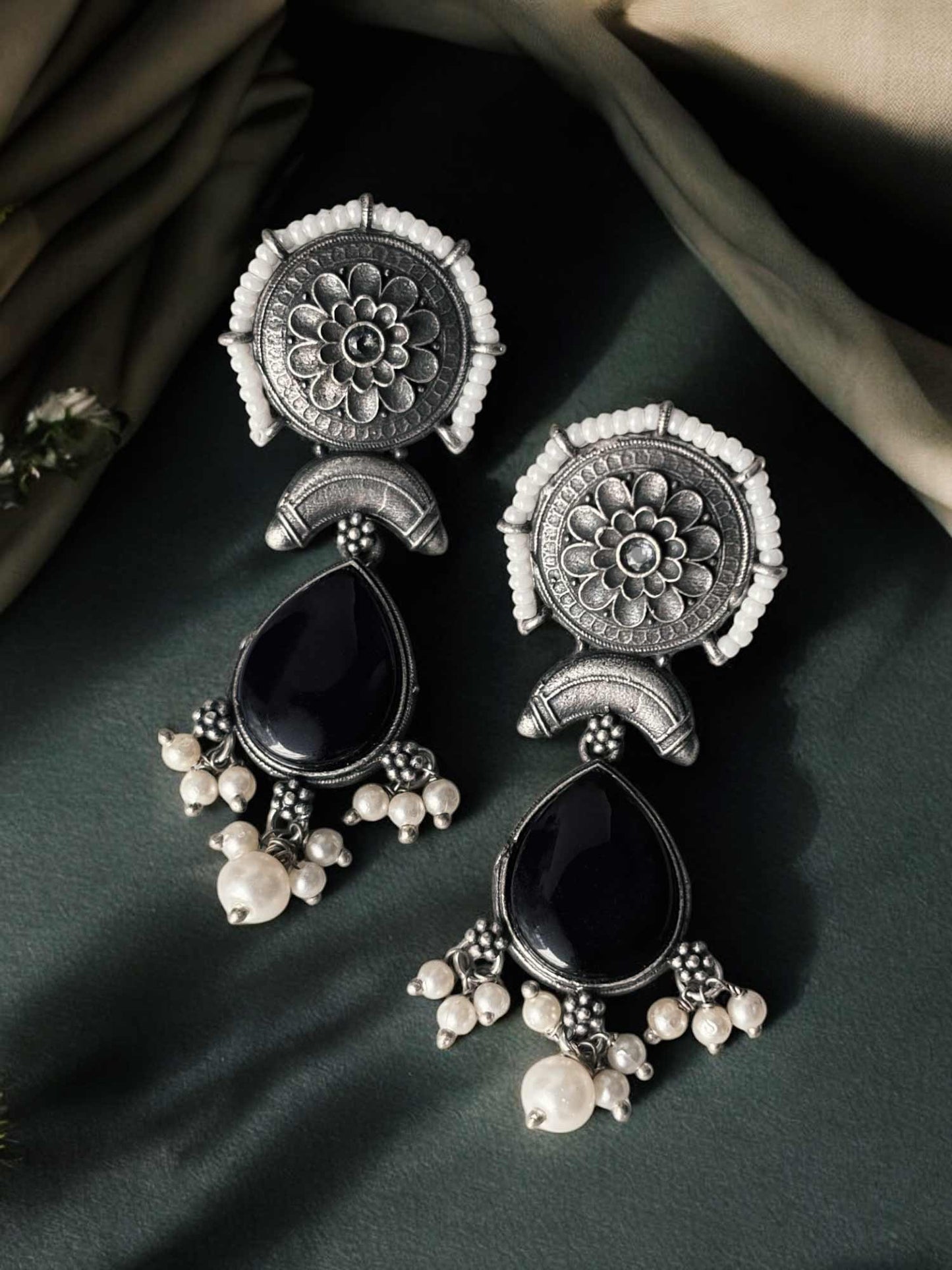 Kowaisah Monalisa Stone Oxidized Dangle Earrings