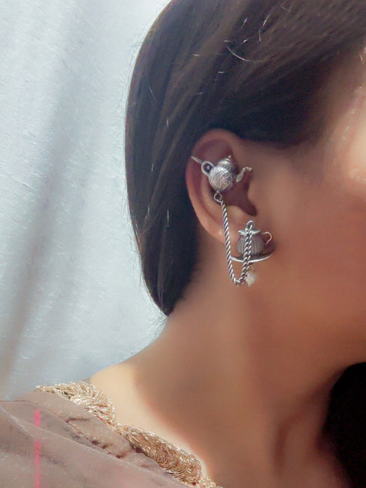 Quirky Chai Ketali Chain Earcuff with Pearl