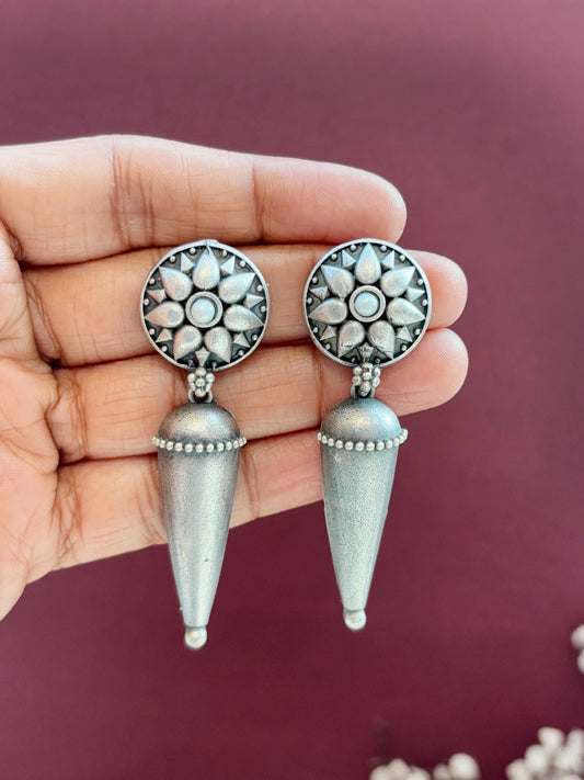 Reva Dangle Oxidized Earrings – Silver Tribal Statement