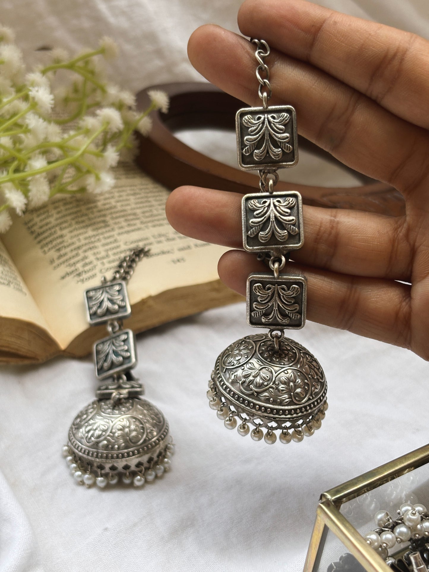Teen Taal Pearl Jhumka Chain Earcuff