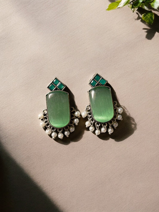 Aaravi Green Monalisa Stone Pearl Stud Earrings