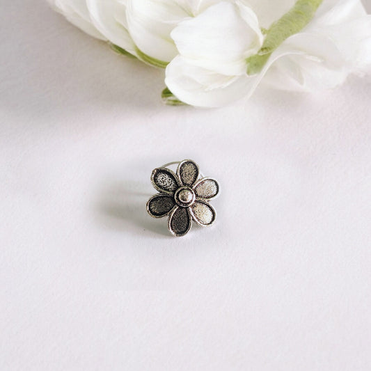Flower Piercing Oxidized Silver Nose Pin