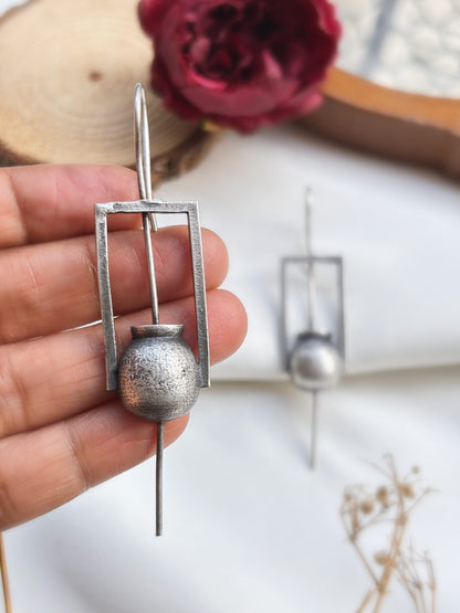 Kalash Sui Earcuffs – Clip On Bugadi (Oxidized Silver Replica)