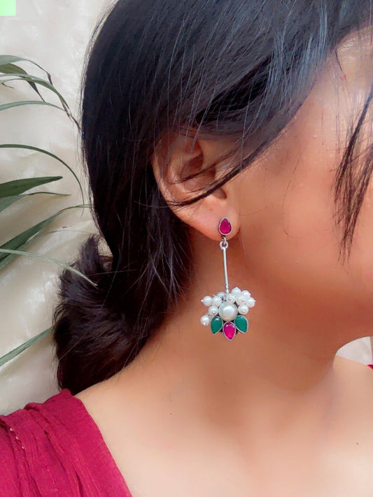 Ketaki – Red & Green Monalisa Stone Pearl Dangle Earrings