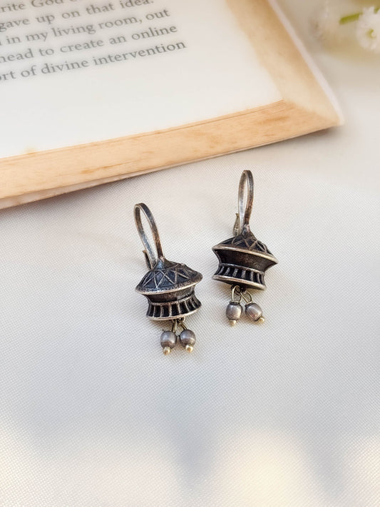 Mahika Clip-On Bugadi Earcuff Studs