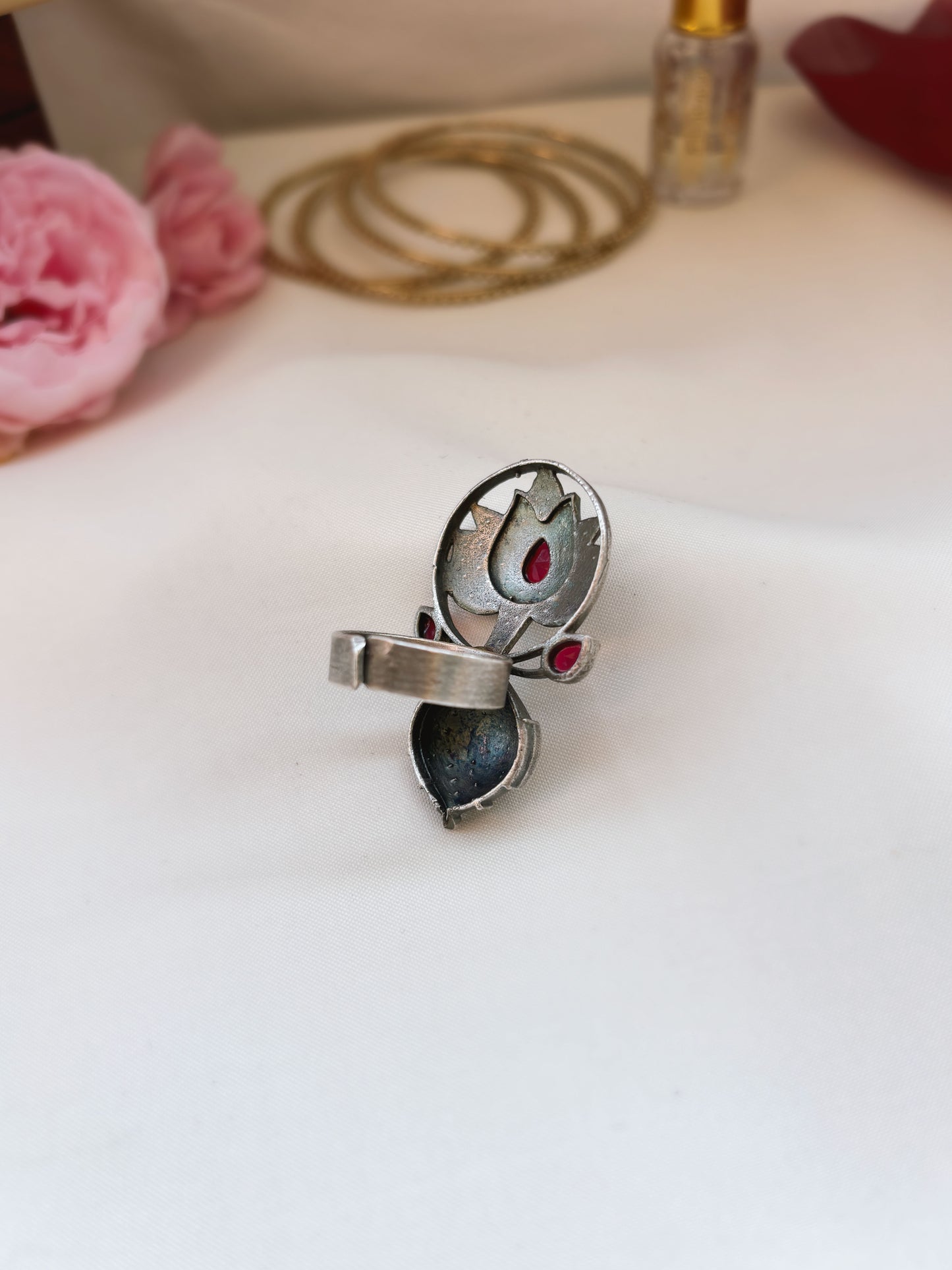 Nalini Red Oxidized Silver Adjustable Ring