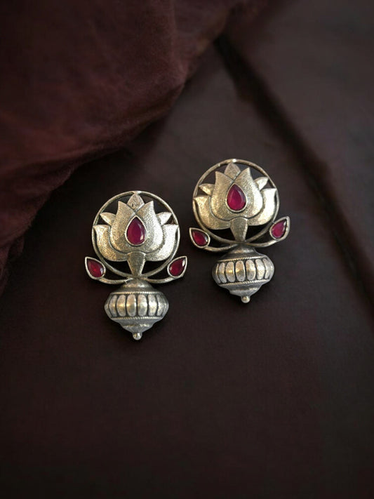 Nalini Red Monalisa Oxidised Stud Earrings