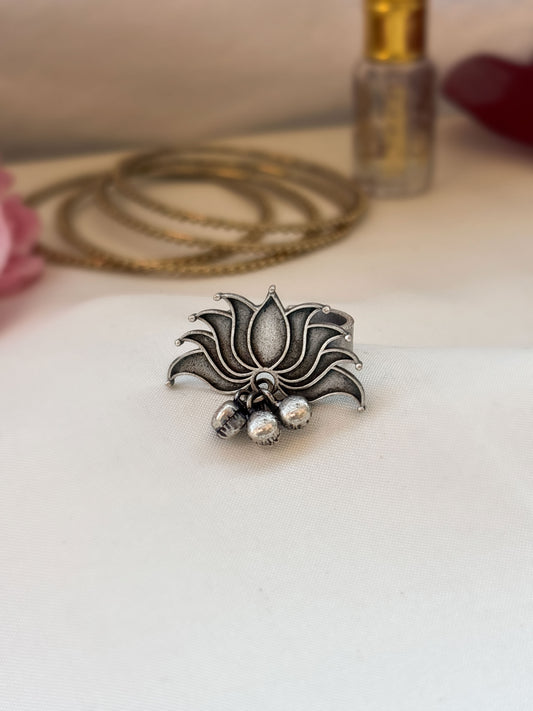 Niloufer Ghungroo Oxidized Silver Adjustable Ring