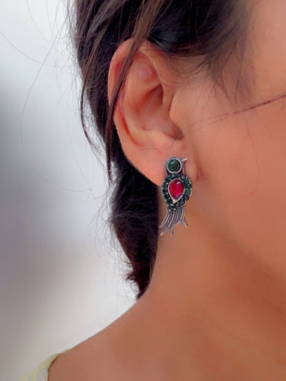 Quirky Nuri Green Kundan Studs