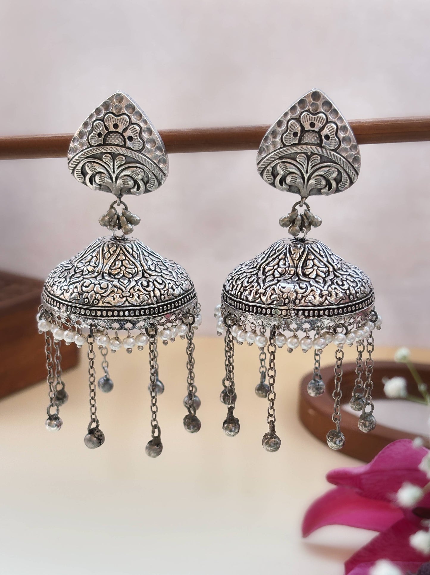 Oni Big Dome Ghungroo Chains Silver Pearl Jhumka
