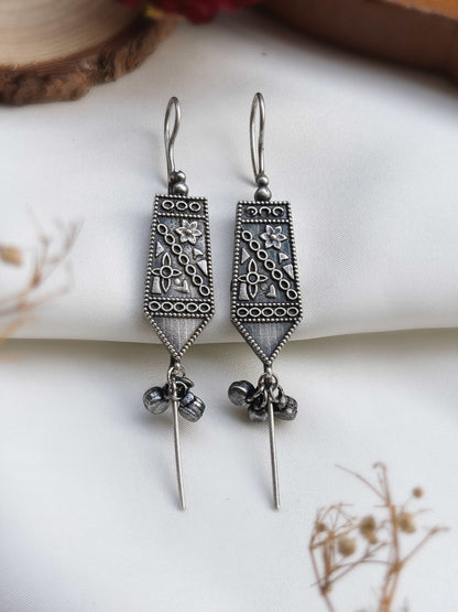 Pinakshi Ghungroo Sui Earcuffs – Clip On Bugadi