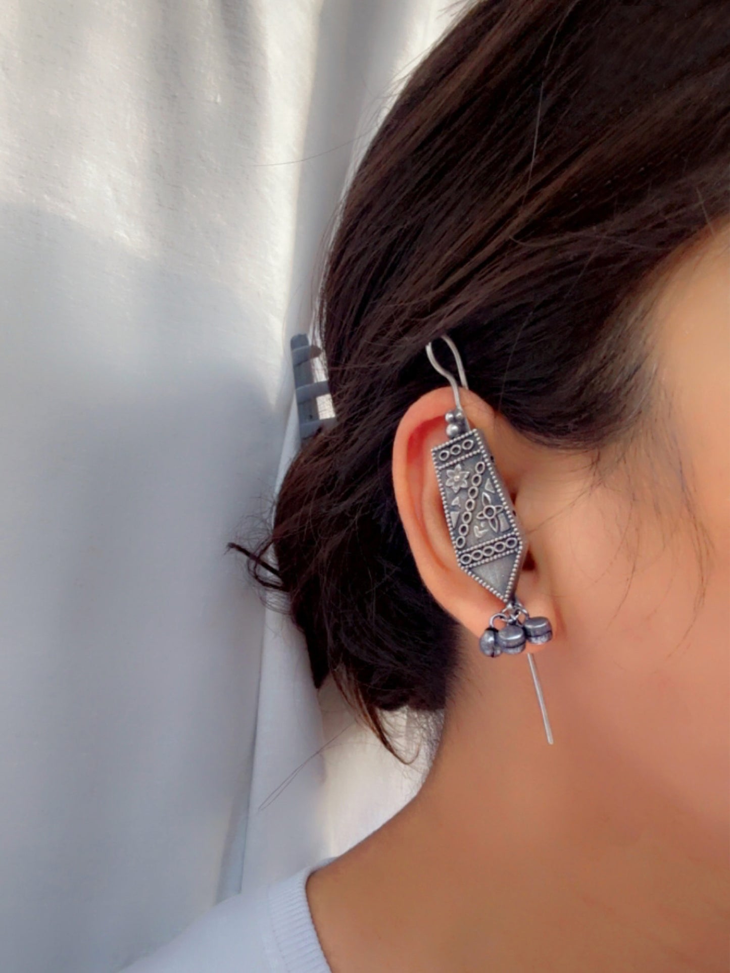 Pinakshi Ghungroo Sui Earcuffs – Clip On Bugadi