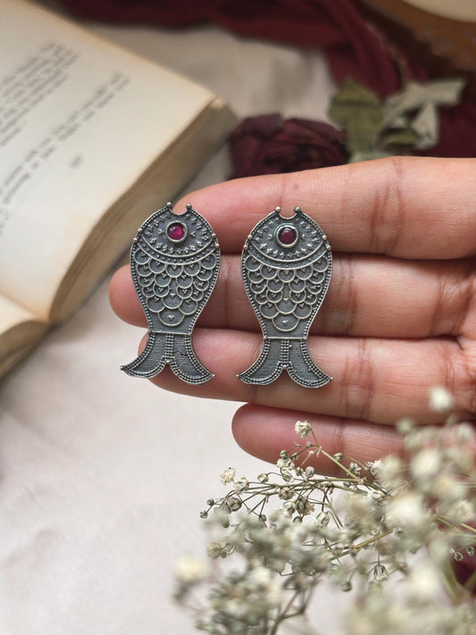 Quirky Meena – Red Stud Oxidized Fish Earrings