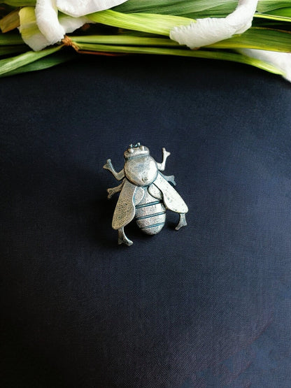 Quirky Bee Adjustable Ring – Oxidized Silver Replica Boho Ring