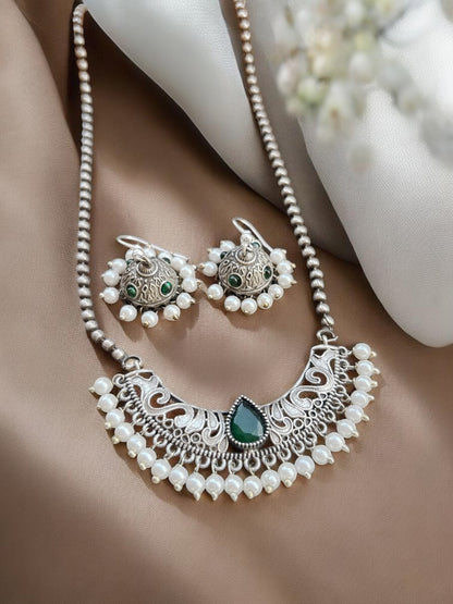 Siya Green Monalisa Stone Neckpiece Set