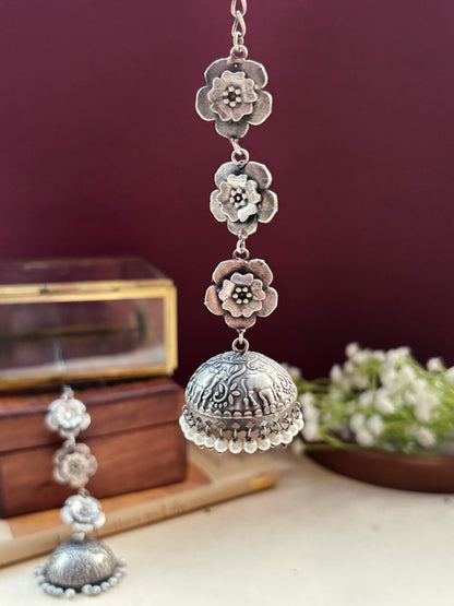 Teen Gulab Pearl Jhumka Chain Earcuff