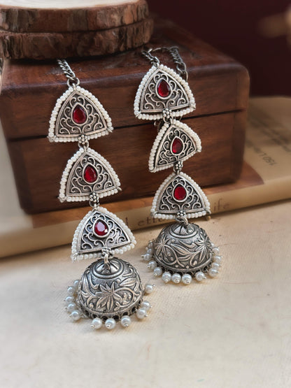 Teen Trikona Red Monalisa Jhumka Chain Earcuff