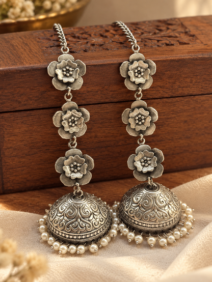 Teen Gulab Pearl Jhumka Chain Earcuff