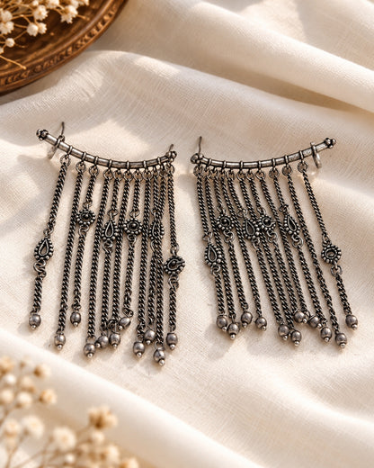 Quirky Yavanika Chain Curtain Bugadi Earcuff Earrings