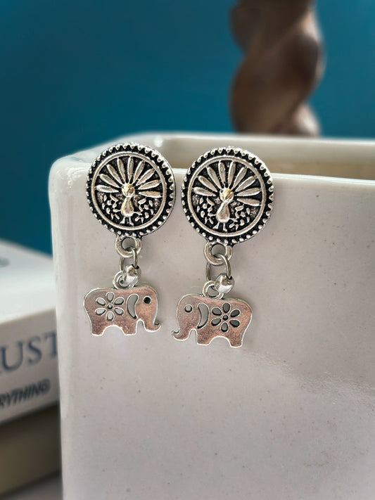 Quirky Ella Dainty Minimal Dangle Earrings