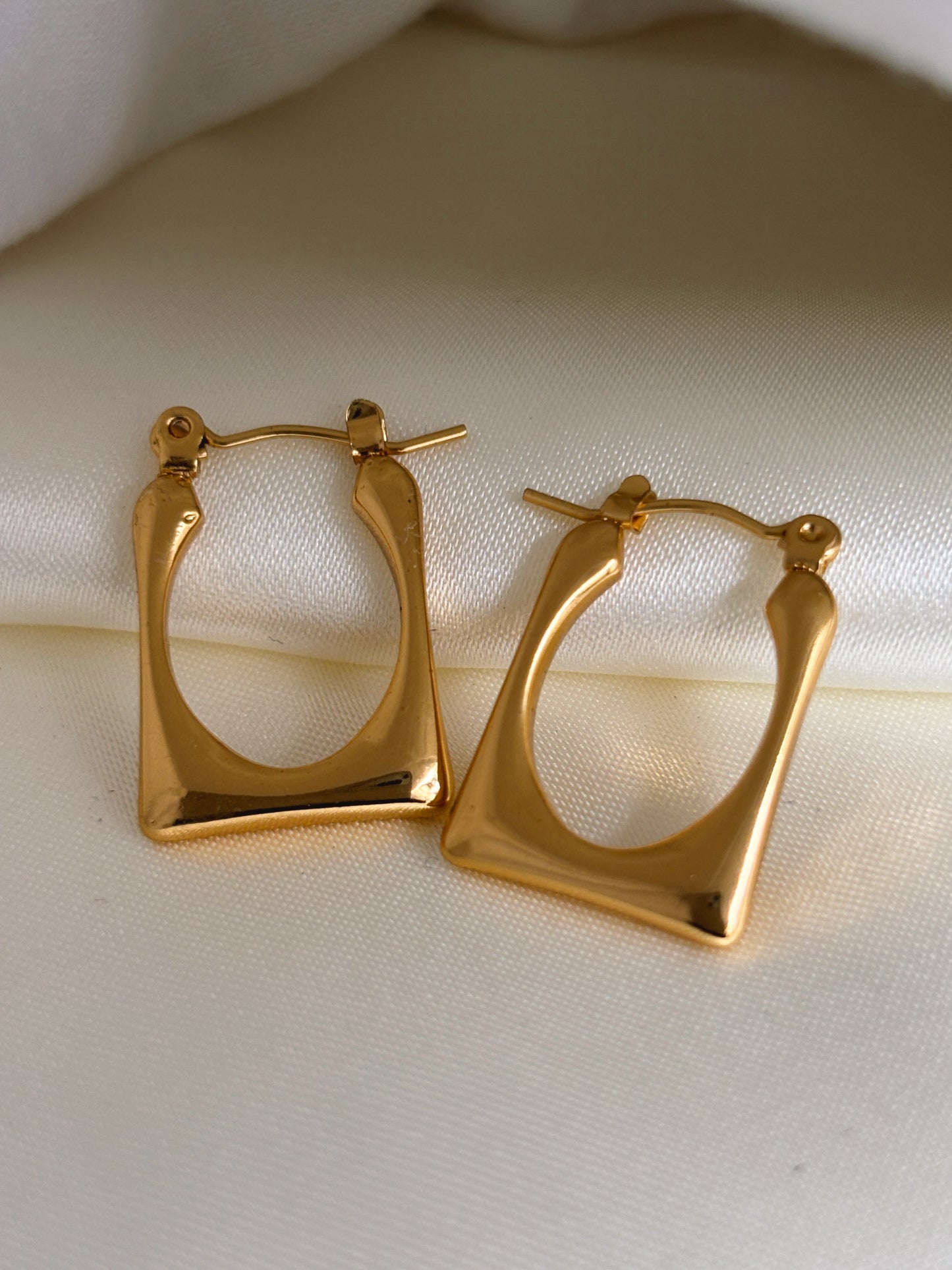 Oblong Anti-Tarnish Office Wear Earrings