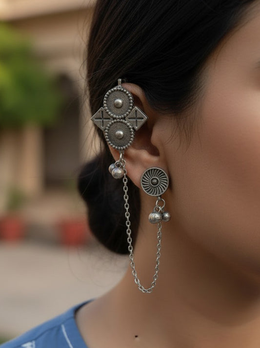 Quirky Tic Tac Toe Chain Ghungroo Bugadi Earcuff – Oxidized Earrings